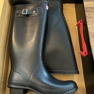 Black hunter boots - NIB